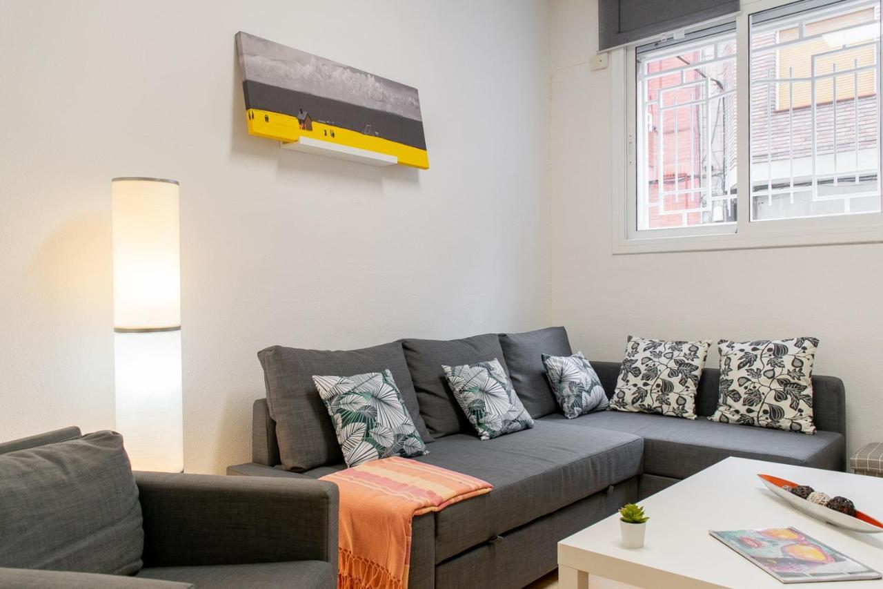 Ahllenrock Como Un Hotel, Pero Solo Para Ti Cornellà de Llobregat Exteriör bild