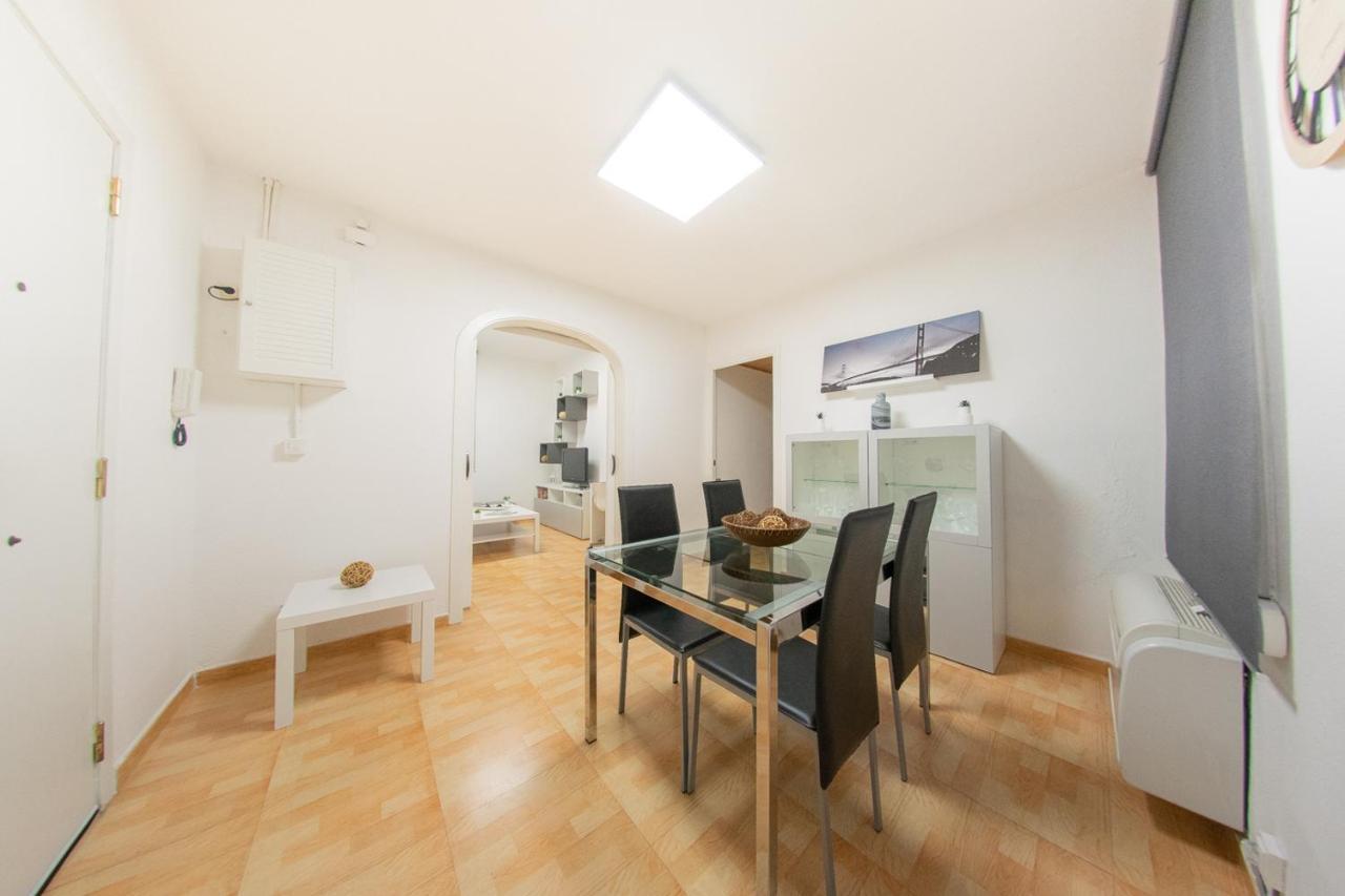 Ahllenrock Como Un Hotel, Pero Solo Para Ti Cornellà de Llobregat Exteriör bild