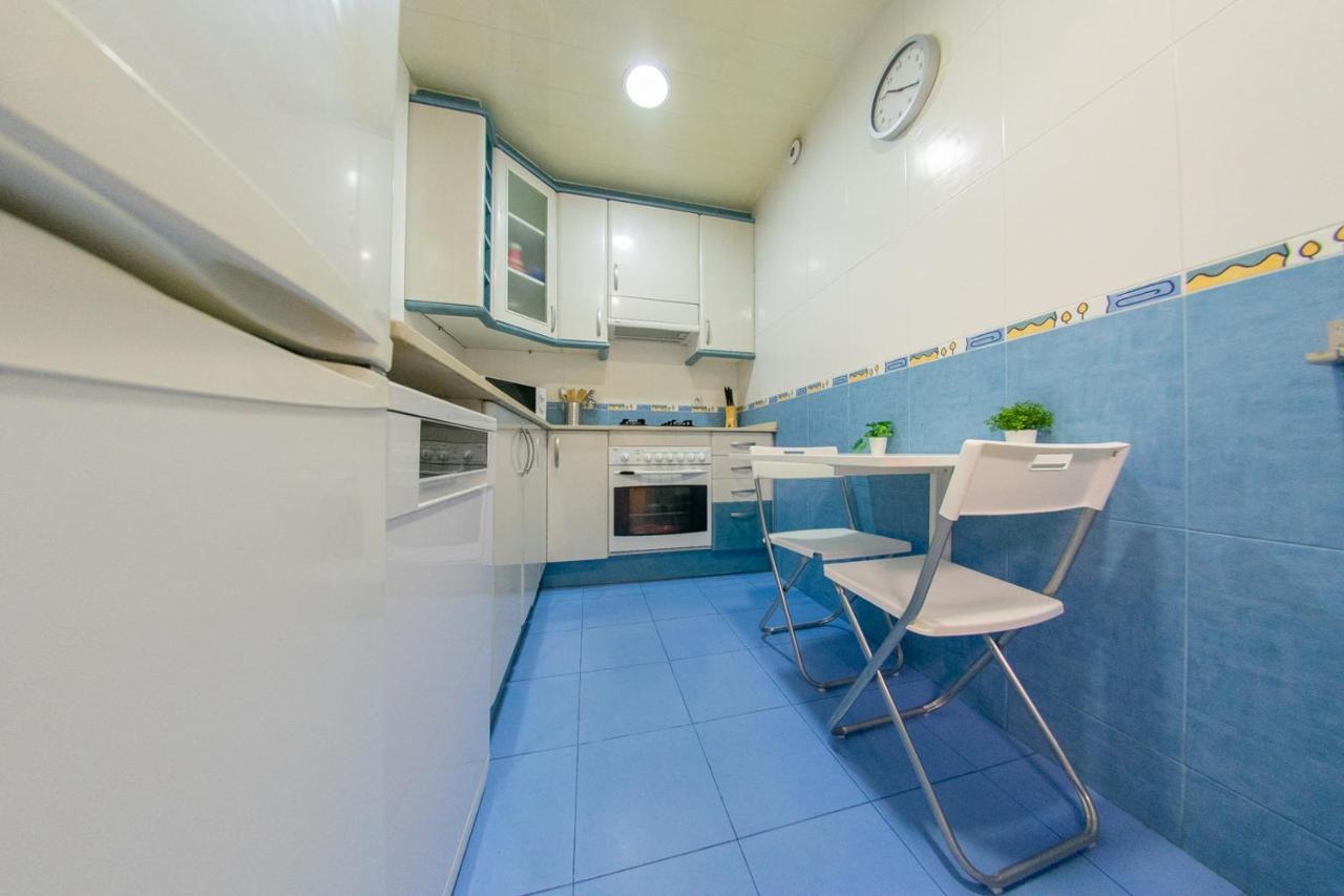 Ahllenrock Como Un Hotel, Pero Solo Para Ti Cornellà de Llobregat Exteriör bild
